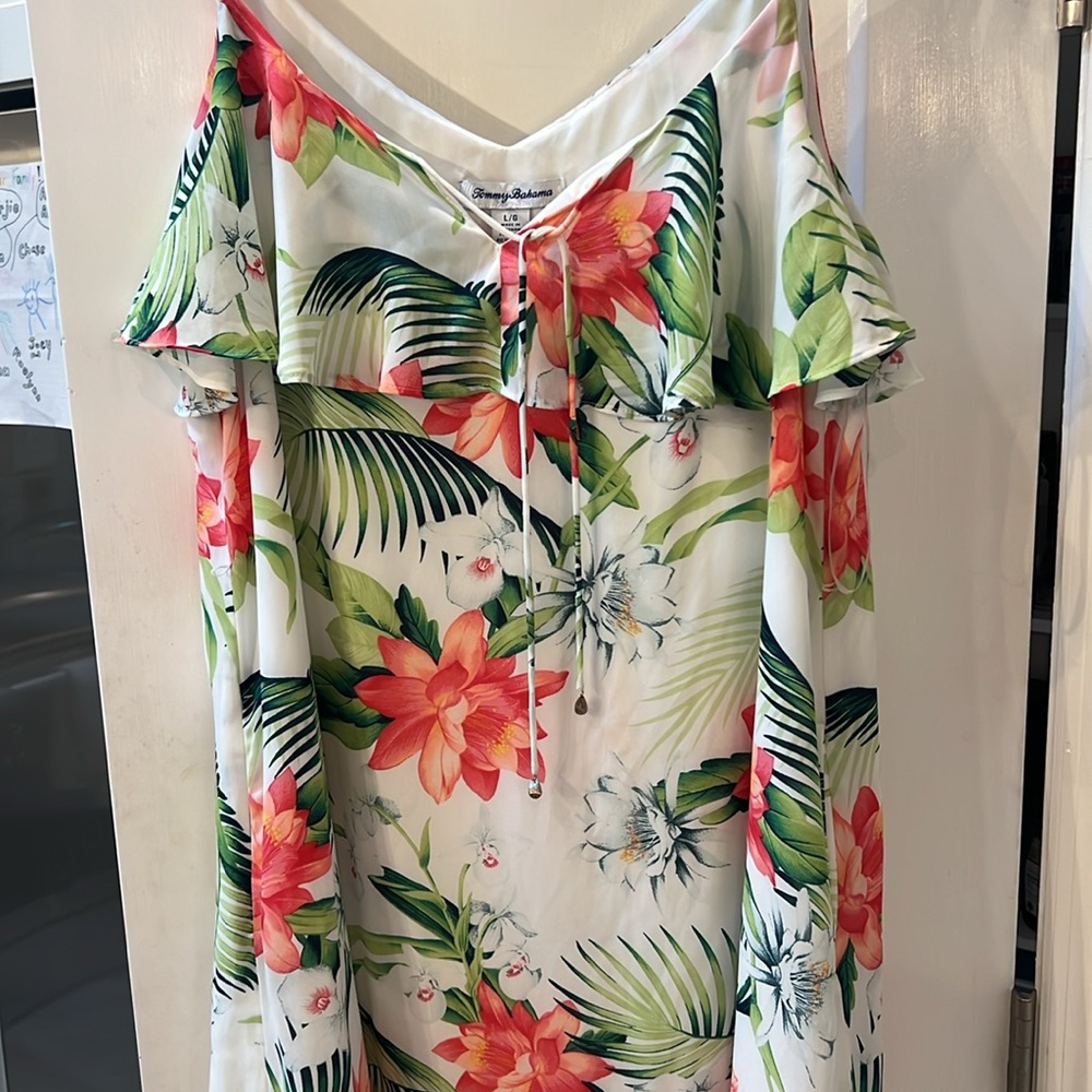 Tommy bahama dress like new